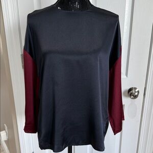 Elegant Black and Maroon Vince Women's Silk Top Medium